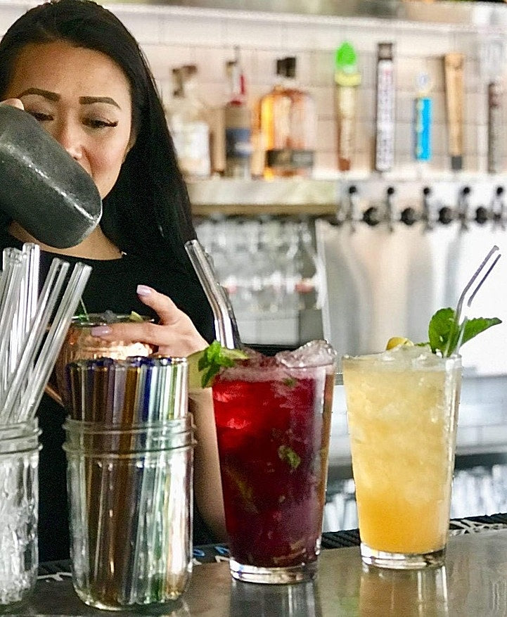 7 Reasons to Choose Glass Straws for Your Business